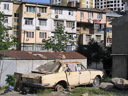 Les quartiers pauvres de Bakou : Le revers de la médaille – celle qui brille moins.(Photo : Heike Schmidt / RFI)