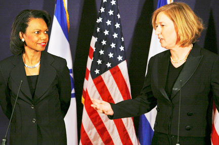 La secrétaire d'Etat américaine, Condoleezza Rice (G) et Tzipi Livni, la ministre des Affaires étrangères israélienne, le 15 juin 2008. (Photo : Reuters)