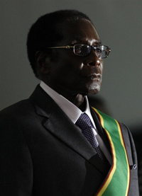 Robert Mugabe a été réélu pour cinq ans à la présidence du Zimbabwe, le 29 juin 2008 à Harare.(Photo : AFP)