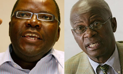 Tendai Biti (g), numéro deux de l'opposition et Patrick Chinamasa (d), ministre de la Justice, se trouvent en Afrique du Sud pour participer aux négociations en vue d'une sortie de la crise politique zimbabwéenne.(Photo : AFP)