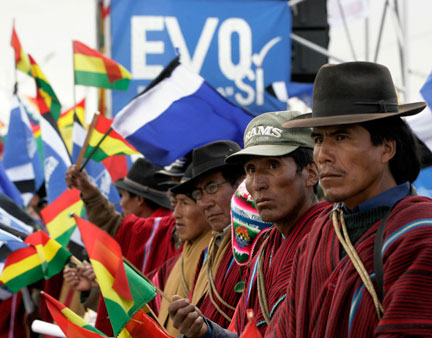 Les partisans d'Evo Morales se mobilisent pour que leur président ne soit pas révoqué.(Photo : Reuters)