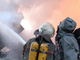 Les secours ukrainiens tentent de maîtriser le nuage de phosphore qui s'est enflammé à la suite d'un accident ferroviaire. (Photo : AFP)