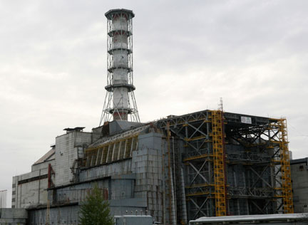 Tchernobyl&nbsp;:&nbsp;un deuxième sarcophage est sur le point d'être construit autour de la centrale nucléaire pour la sécuriser.(Photo : Reuters)
