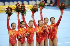 Les Chinoises, championnes olympiques de gymnastique, le 13 août 2008 à Pékin