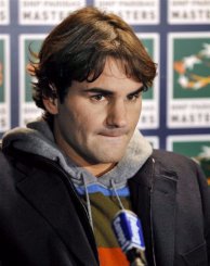 Le Suisse Roger Federer, le 31 octobre 2008 en conférence de presse au tournoi de Paris-Bercy (Photo: Christophe Saidi / AFP) - photo_1225474522962-4-1