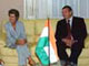 Les ministres français, Mme Brigitte Girardin et M. Jean-François Lamour ont été accueillis, dès leur arrivée, par le Premier ministre, M. Hama Amadou.(Source : <a href=http://www.ambafrance-ne.org>Ambassade de France au Niger</a>)