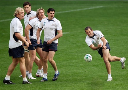 Les <i>Springboks</i> à l'entraînement, le 12 octobre au Stade de France.(Photo : AFP)