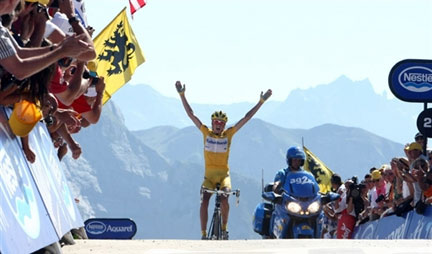 Le Danois Michael Rasmussen a été exclu du Tour 2007 pour contrôles antidopage manqués et falsification d'informations.(Photo : AFP)