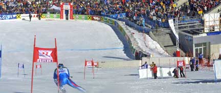 Le stade d'arrivée du slalom géant de <a href="http://dedhost-sil-027.sil.at/main/DE/WI/Skigebiet_Ort/index,method=main.html" target="_blank">Sölden</a>.(Source: TVB/BBS Sölden, photographe: Ernst Lorenzi) 