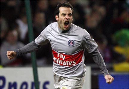 Ludovic Giuly a signé un doublé.(Photo : Reuters)