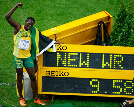 Usain Bolt a franchi le mur du 100, il est le premier homme sous les 9''60. Impressionnant.(Photo: Reuters)